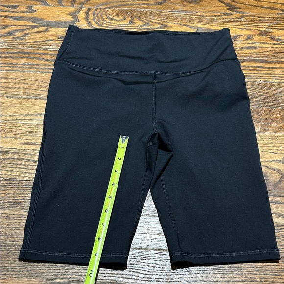 all in motion Pants - Women's 10 in inseam Black High-Waisted Bike Shorts